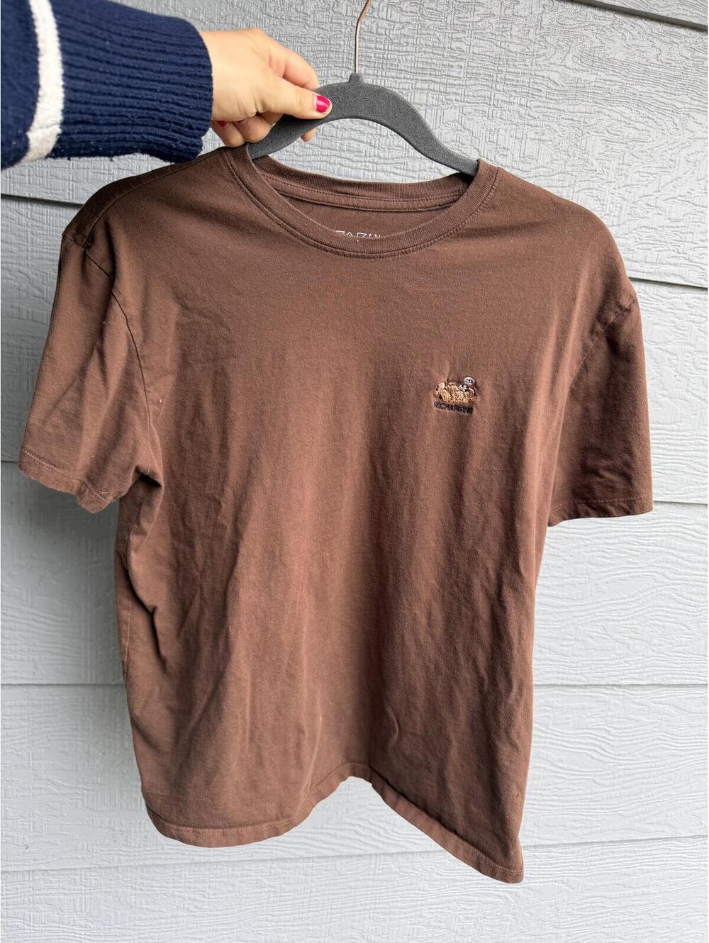 Vox Populi Brown Embroidered Graphic T-Shirt Size Small